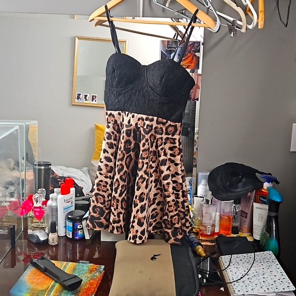 Cheetah print baby doll dress - Picture 1 of 1